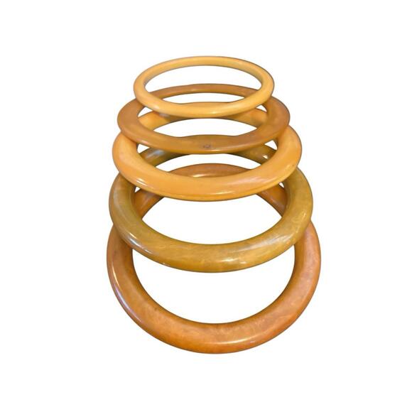 FIVE Vintage Bakelite Butterscotch Bangle Bracelets Amber/Green/Brown Art Deco - Picture 4 of 5